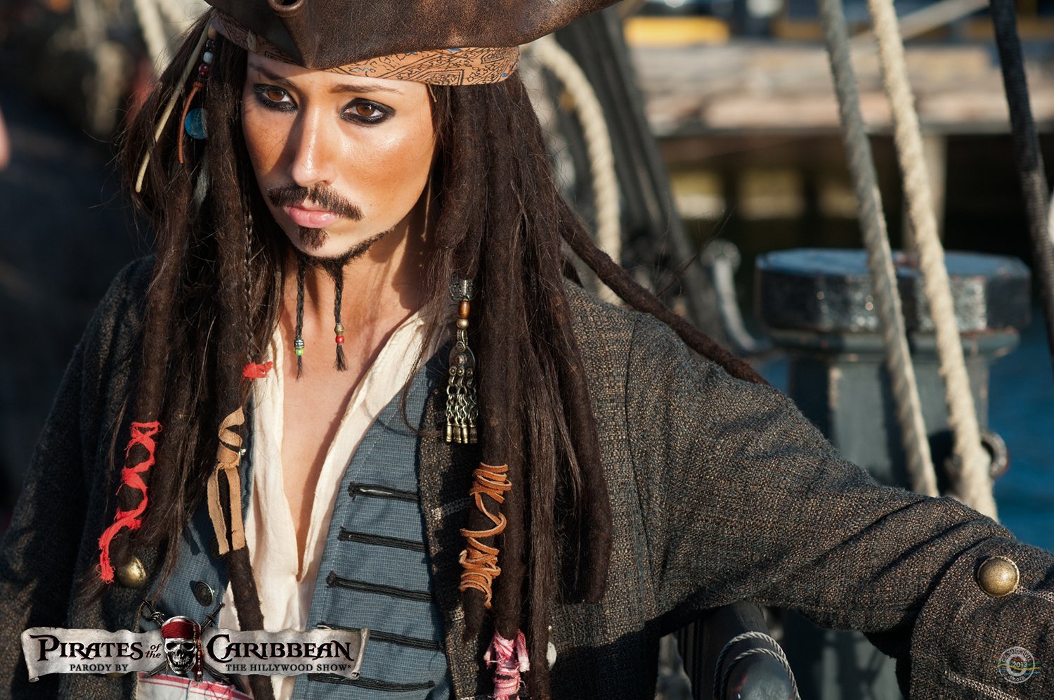 Пираты пародия. The Hillywood show Parody пираты Карибского моря. Костюм пирата Карибского моря. Ю Тенфьюрд Салли дочь пирата. Пираты Карибского моря пародия.