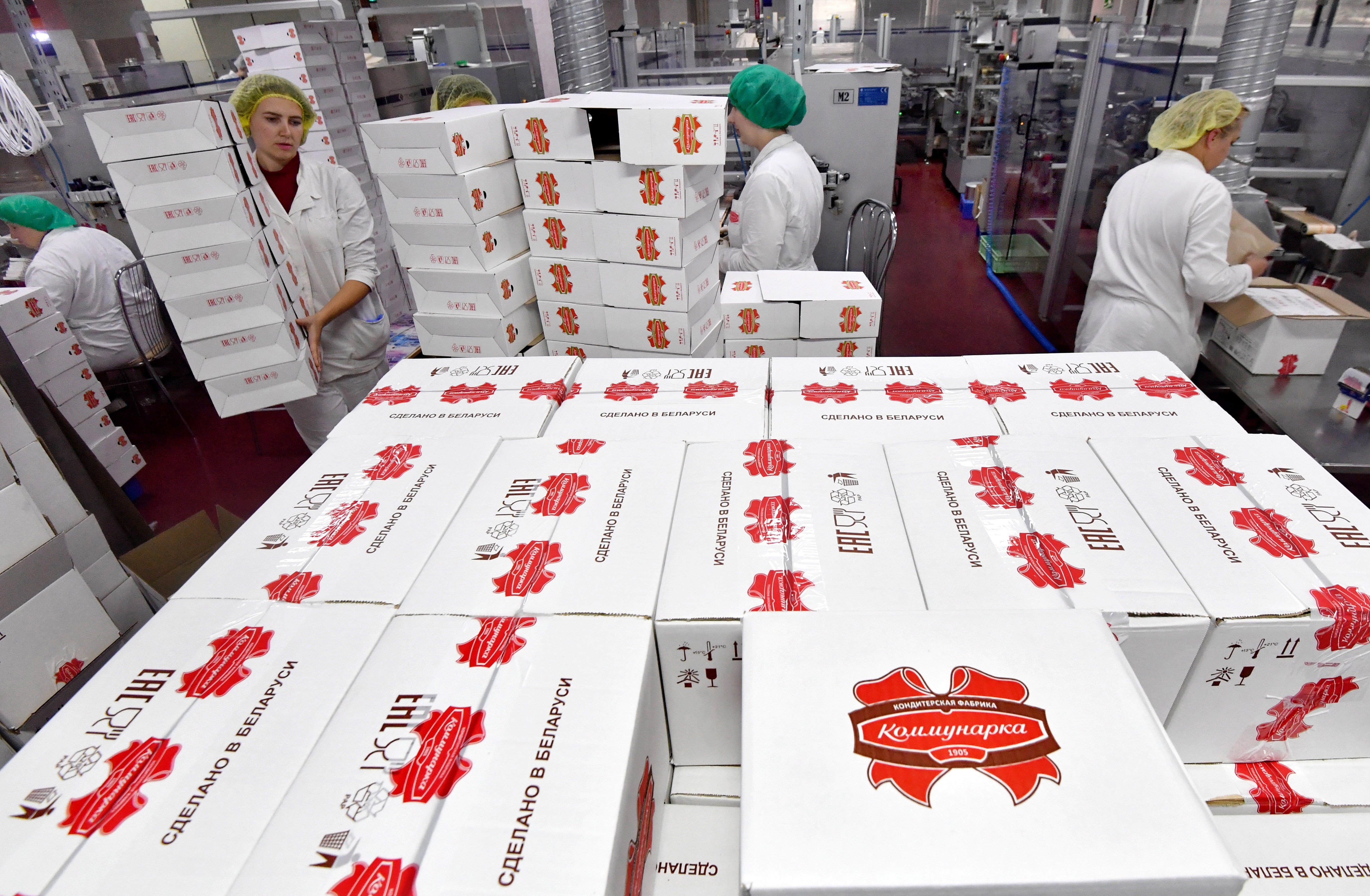 Порошенко фабрика конфет в России