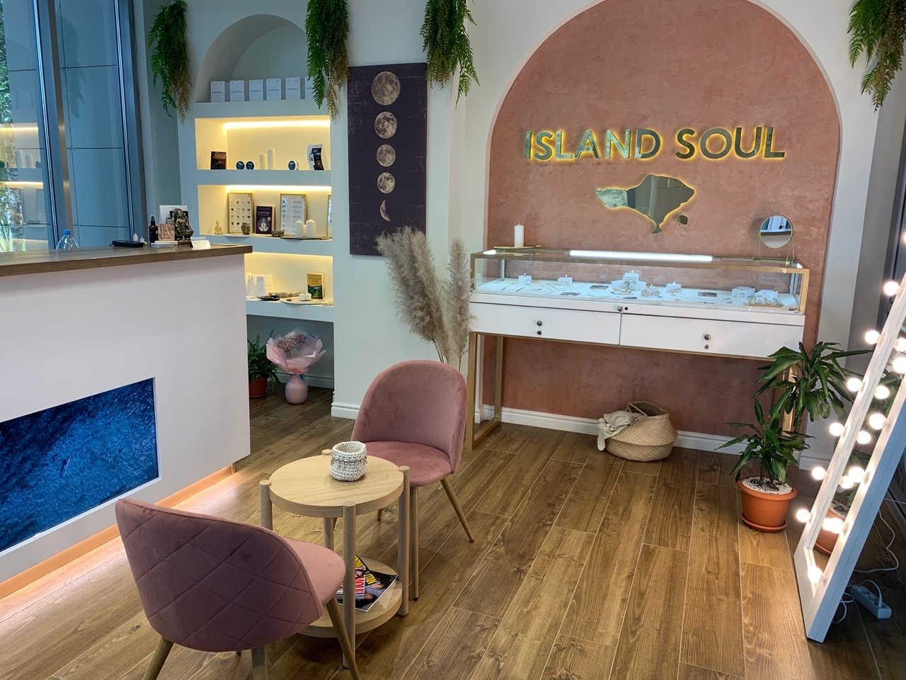 Island soul интернет магазин. Кольцо Infinity Island Soul. Айленд соул украшения. Серебро Island Soul. Island Soul бутик.