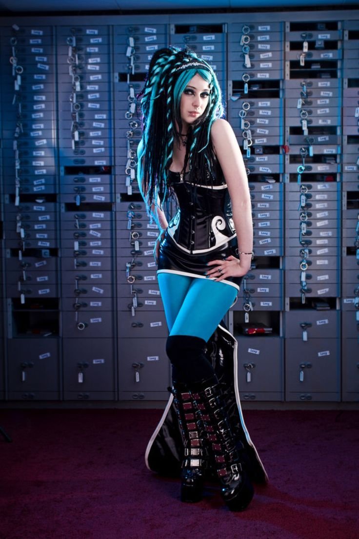 Cyberpunk girl fashion фото 33