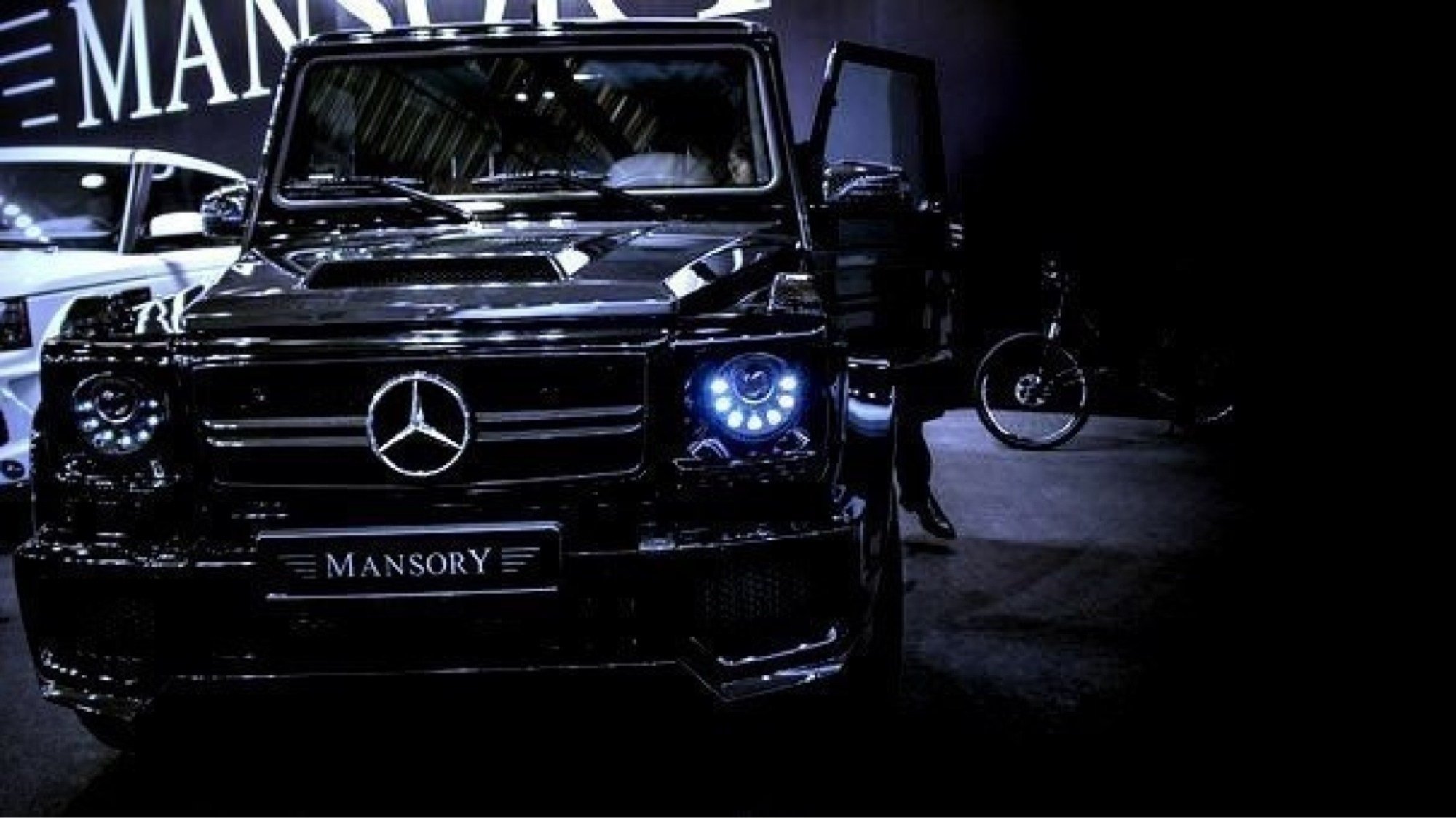 Гелик все открыто. Mercedes-Benz g65 Mansory Кокорина. Мерседес Гелендваген черный Бандитский. Mercedes g63 AMG Бандитский. Мерседес g65 Mansory.