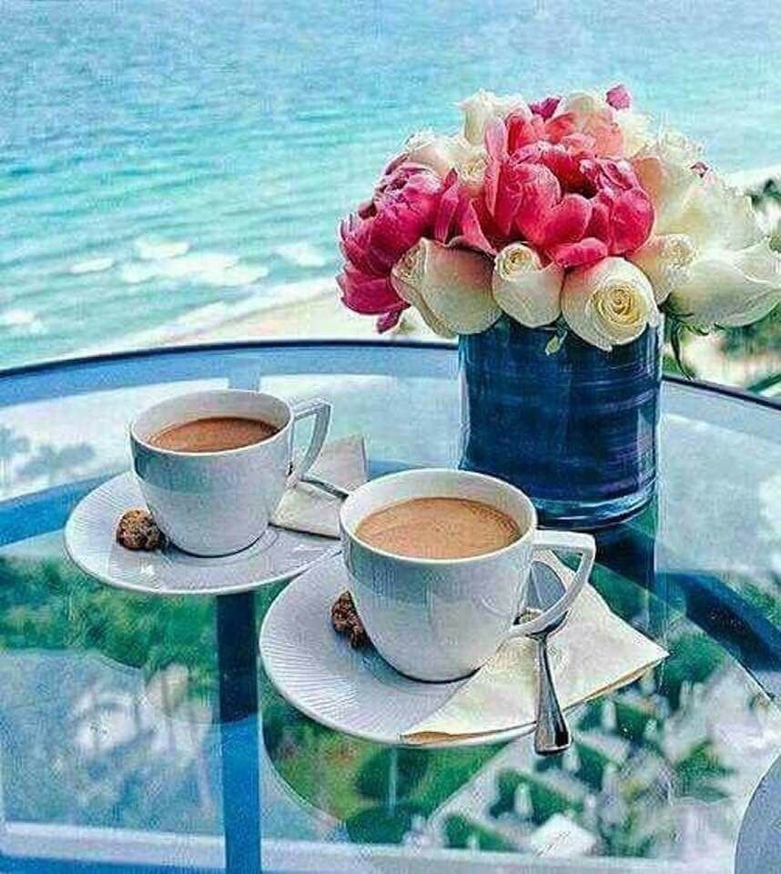 Доброе утро море и кофе