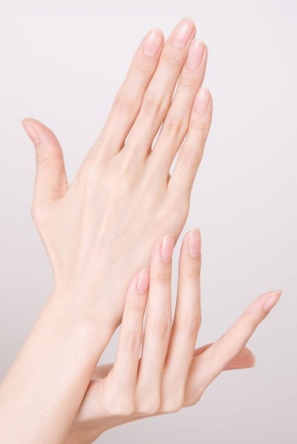 Пальцы женщин красивые
