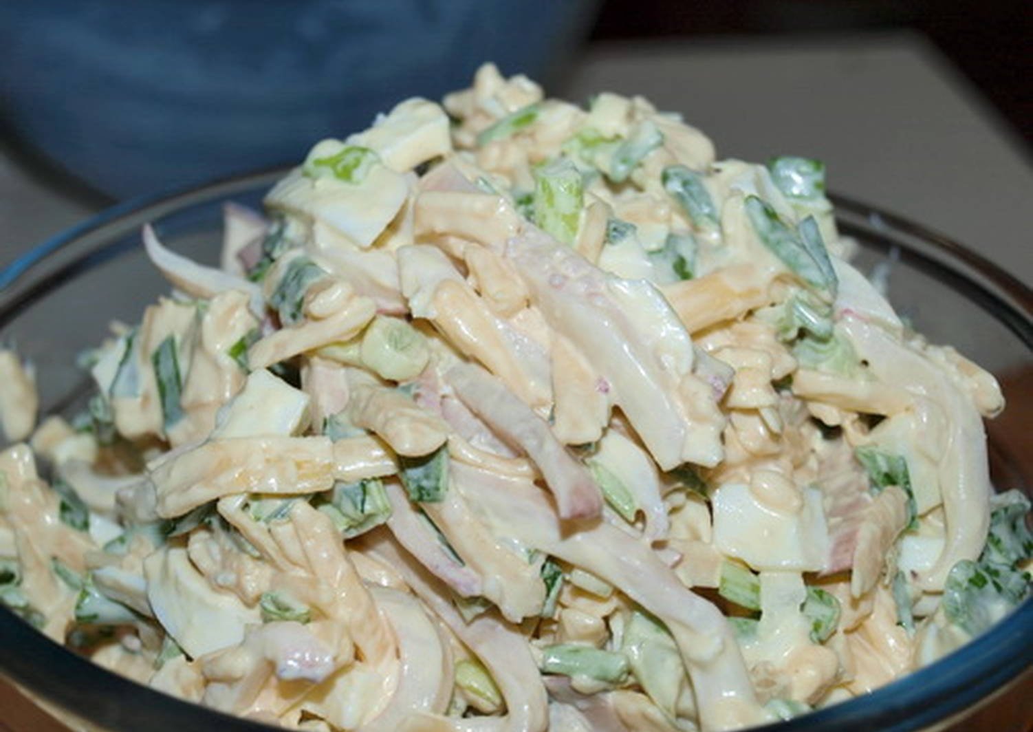 вкусный салат с кальмарами фото