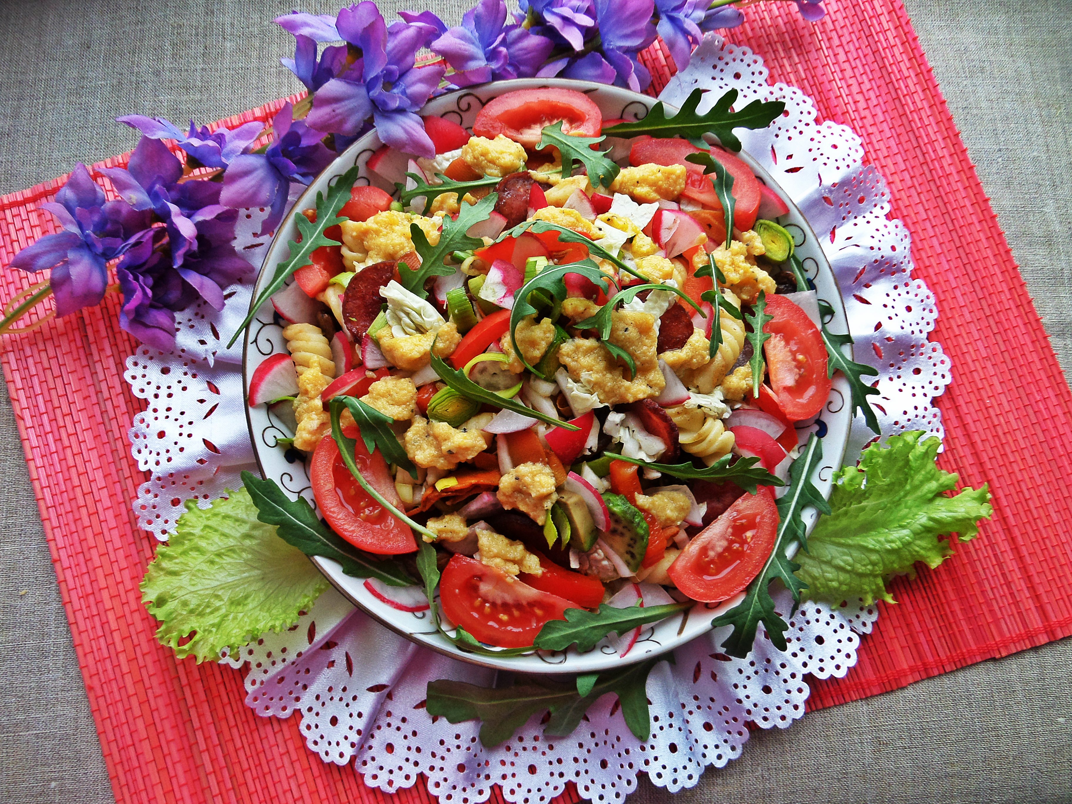 Овощные летние салаты на праздничный стол простые и вкусные