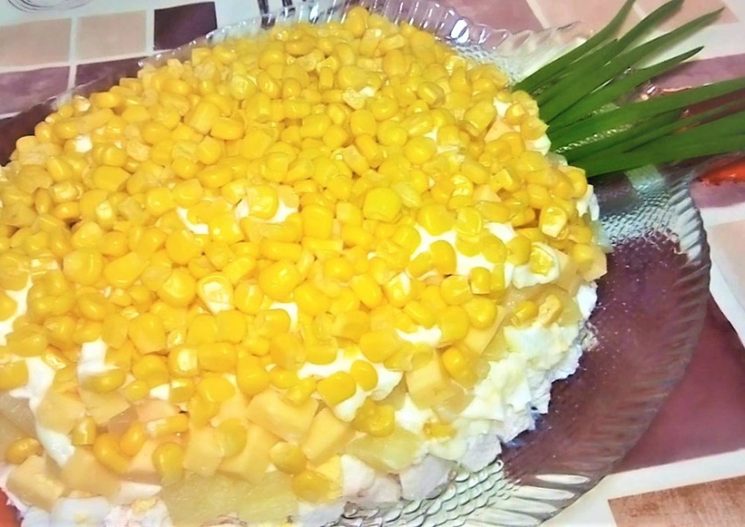 салат ананас с курицей фото слоями