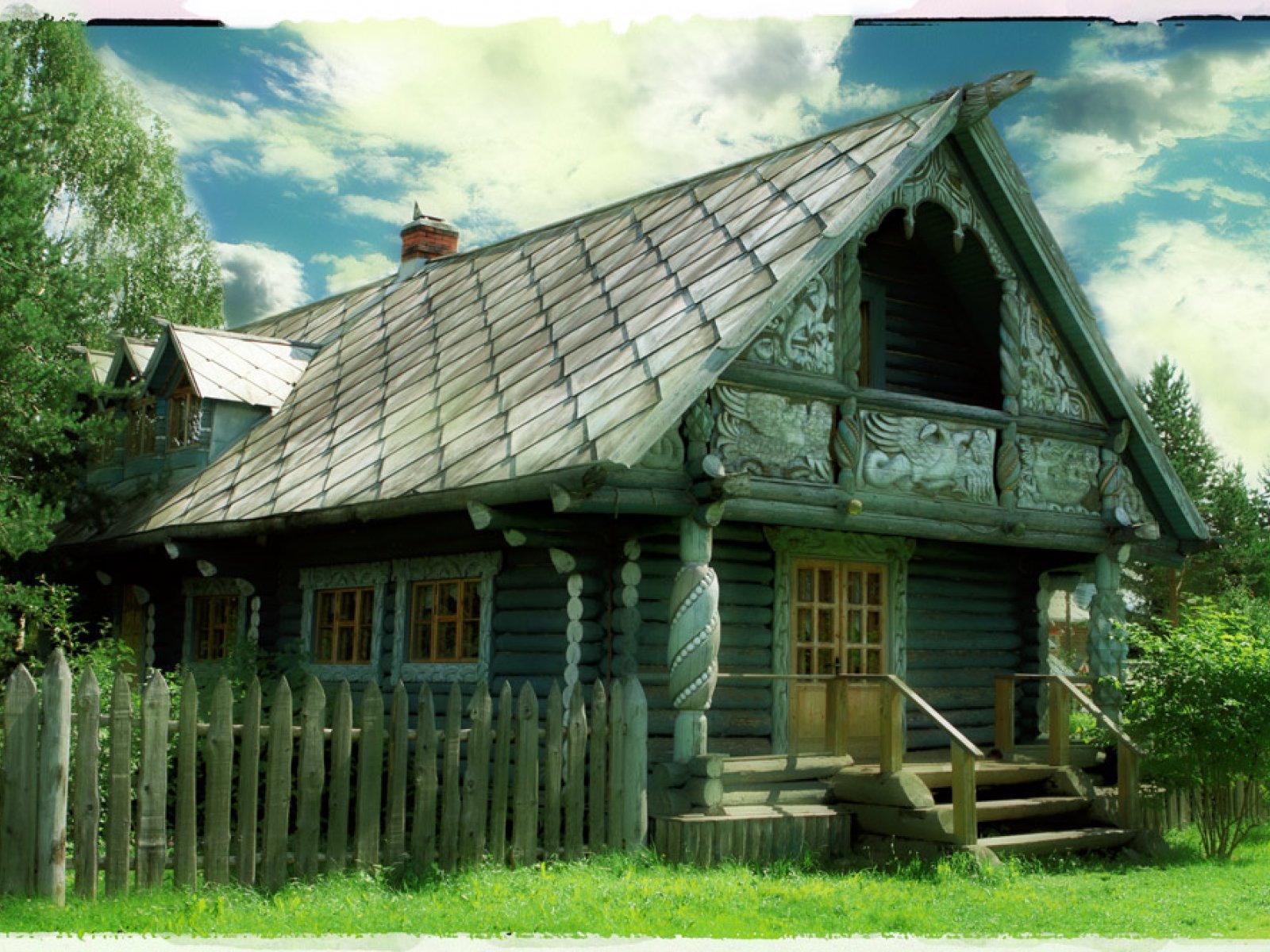 Жил был деревянный дом крыша