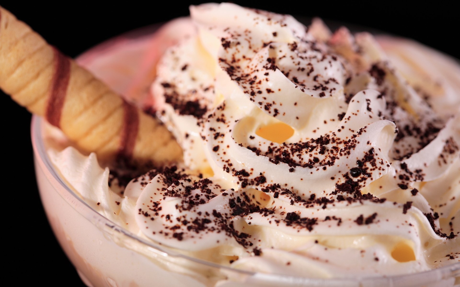 Сливочная сладость. Крем глясе. Мороженое. Крем десерт. Мороженое с шоколадной крошкой.