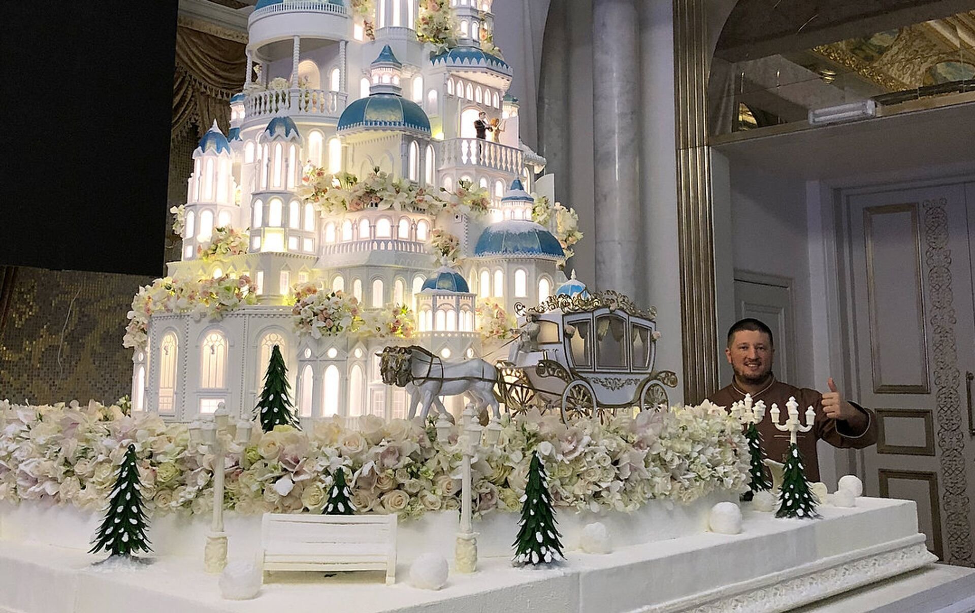 Ренат Агзамов самый большой торт в мире