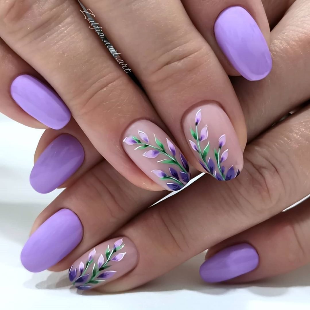 Простой весенний дизайн ногтей. Красивый весенний маникюр. Весенние ногти. Ногти с цветочками.