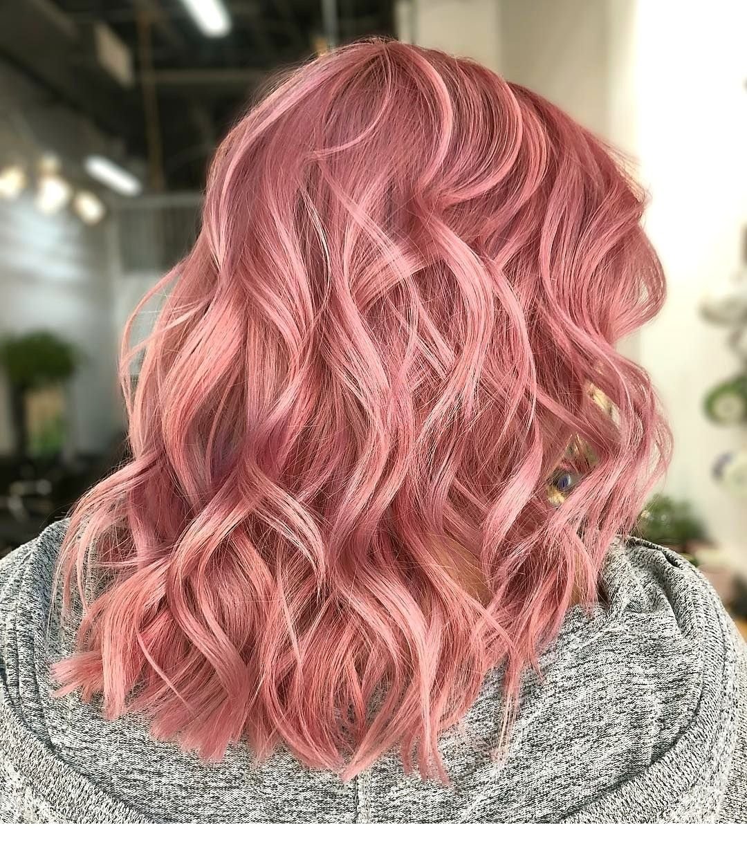 Темно розовая краска. Пинк Хеир. Розовый цвет волос. Розовый увет воло. Карамельно розовые волосы.