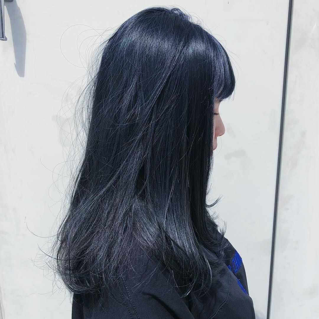 Черные волосы с отливом