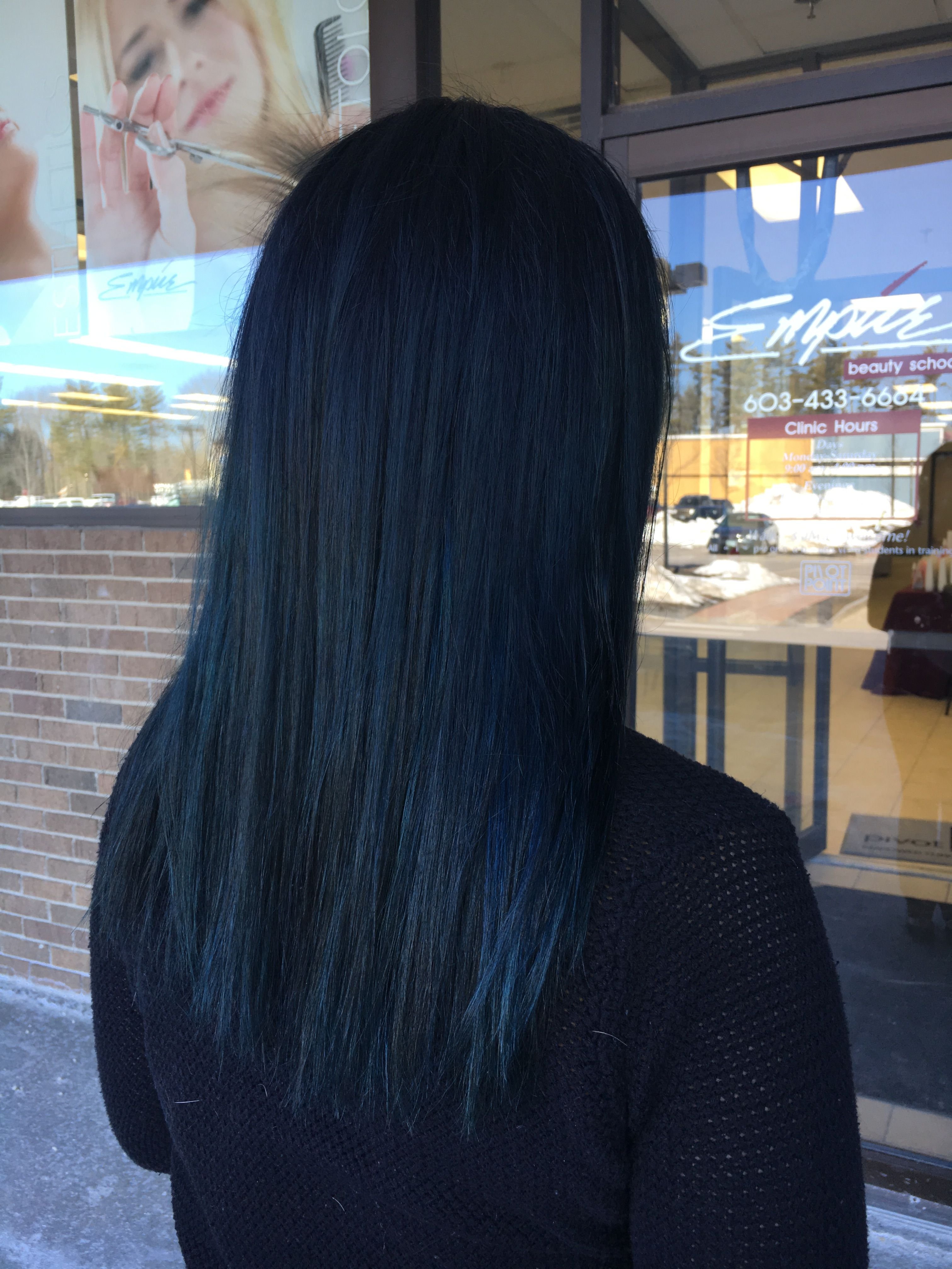 Черные волосы с отливом. Исинечерный цвет волос. Иссиня-черный цвет волос. Тёмные волосы с синим отливом. Чёрные волосы с синим отливом.