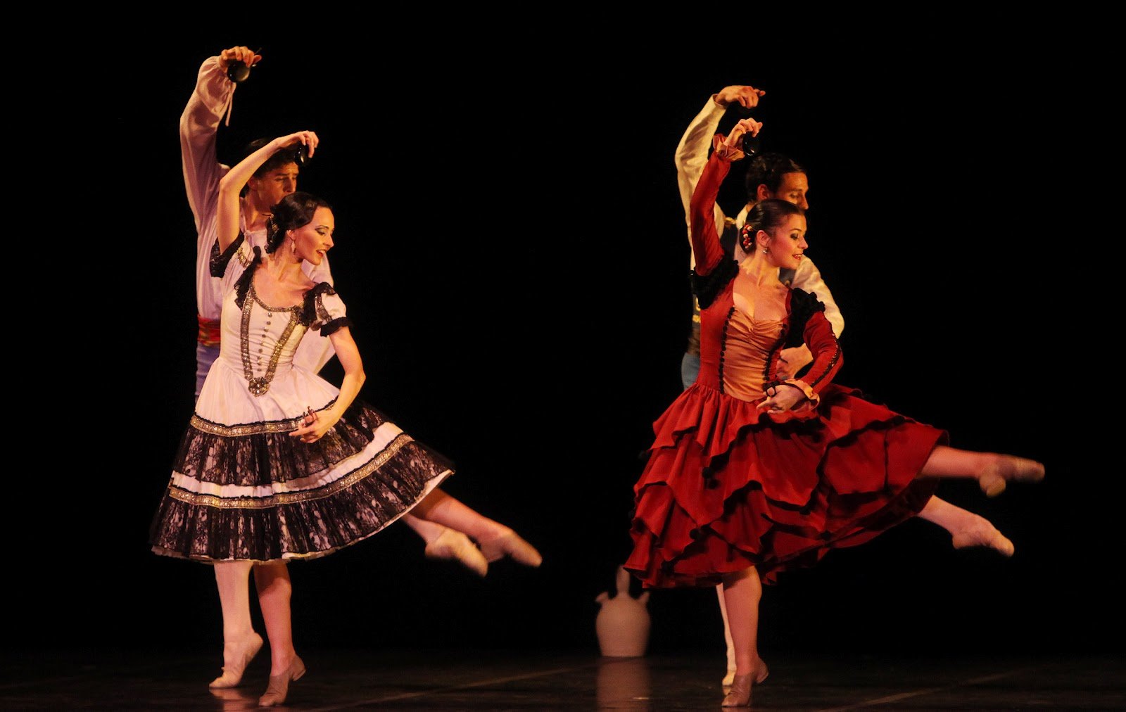 Сегидилья кармен. Сегидилья испанский танец. Болеро Равель. «Болеро» Мориса Равеля. Испанский танец Фанданго.