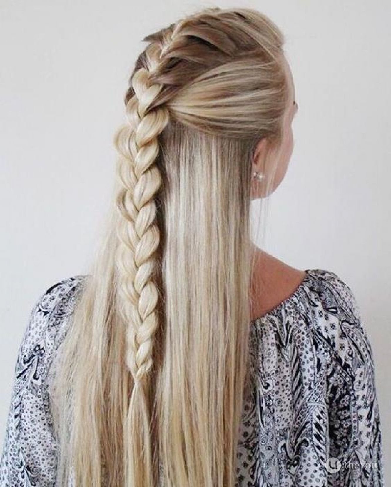 Красивая косичка на длинные. Колосок мальвинка. Прическа мальвинка с косами. Французская коса. Красивое плетение на длинные волосы.