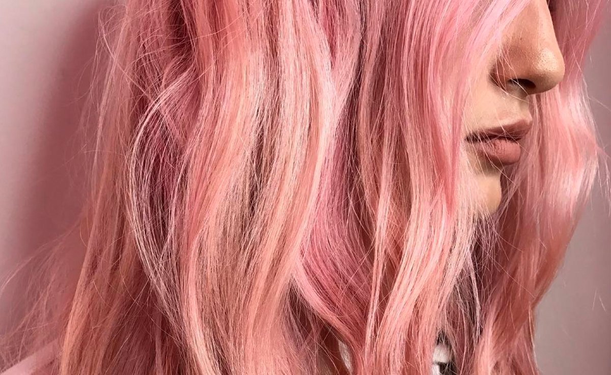 Жемчужно розовые волосы. Пепельно-розовый цвет волос. Светло рыже розовый цвет волос. Медно розовые волосы. Медно розовый цвет волос.