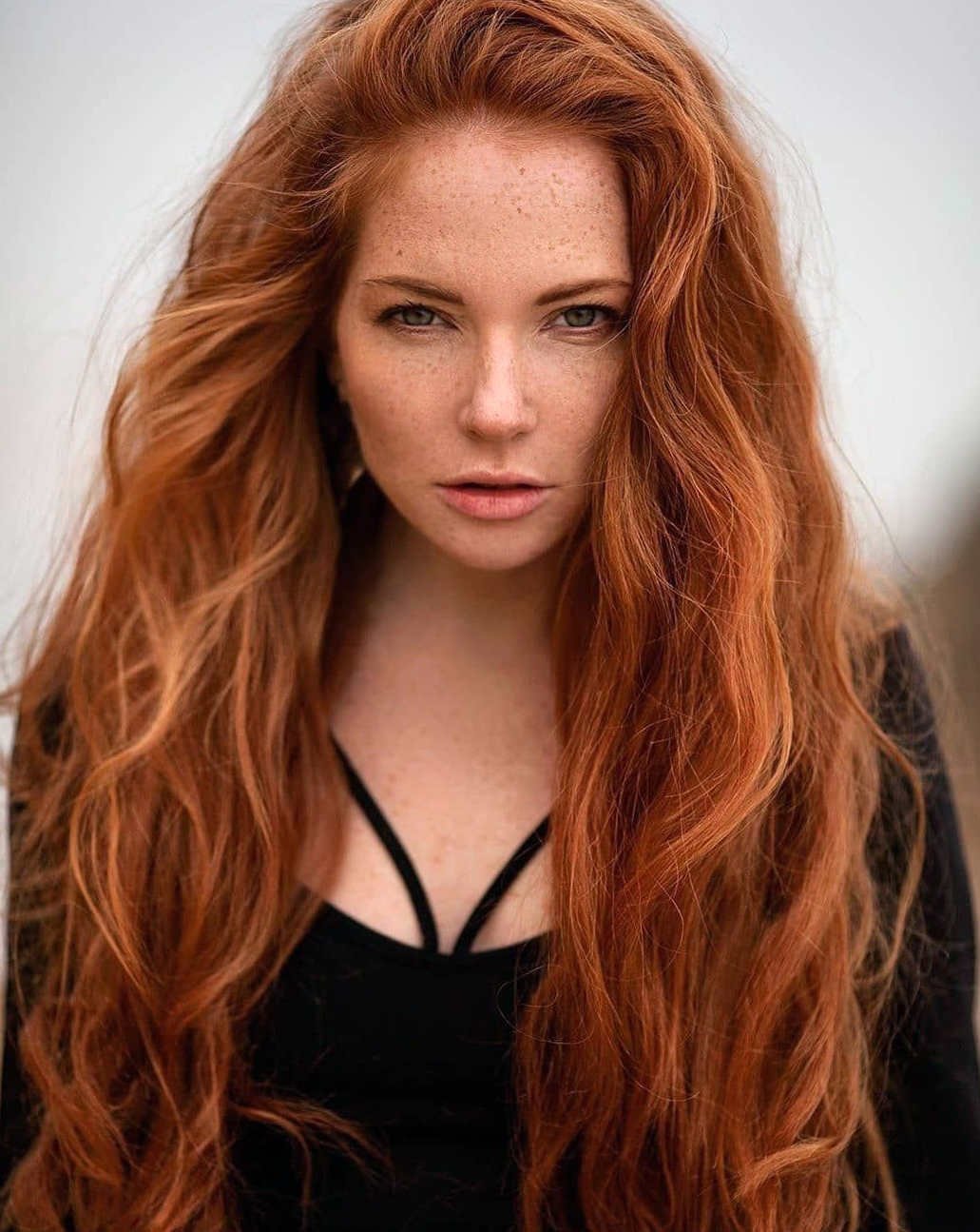 Рыжий каштановый цвет волос фото