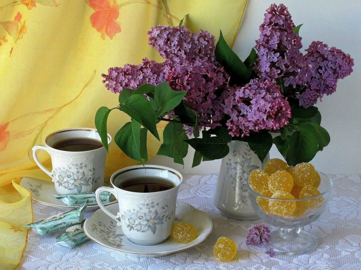 Утренние цветы. Натюрморт с добрым утром. Весеннее чаепитие. Доброе Весеннее утро. Доброе утро сирень