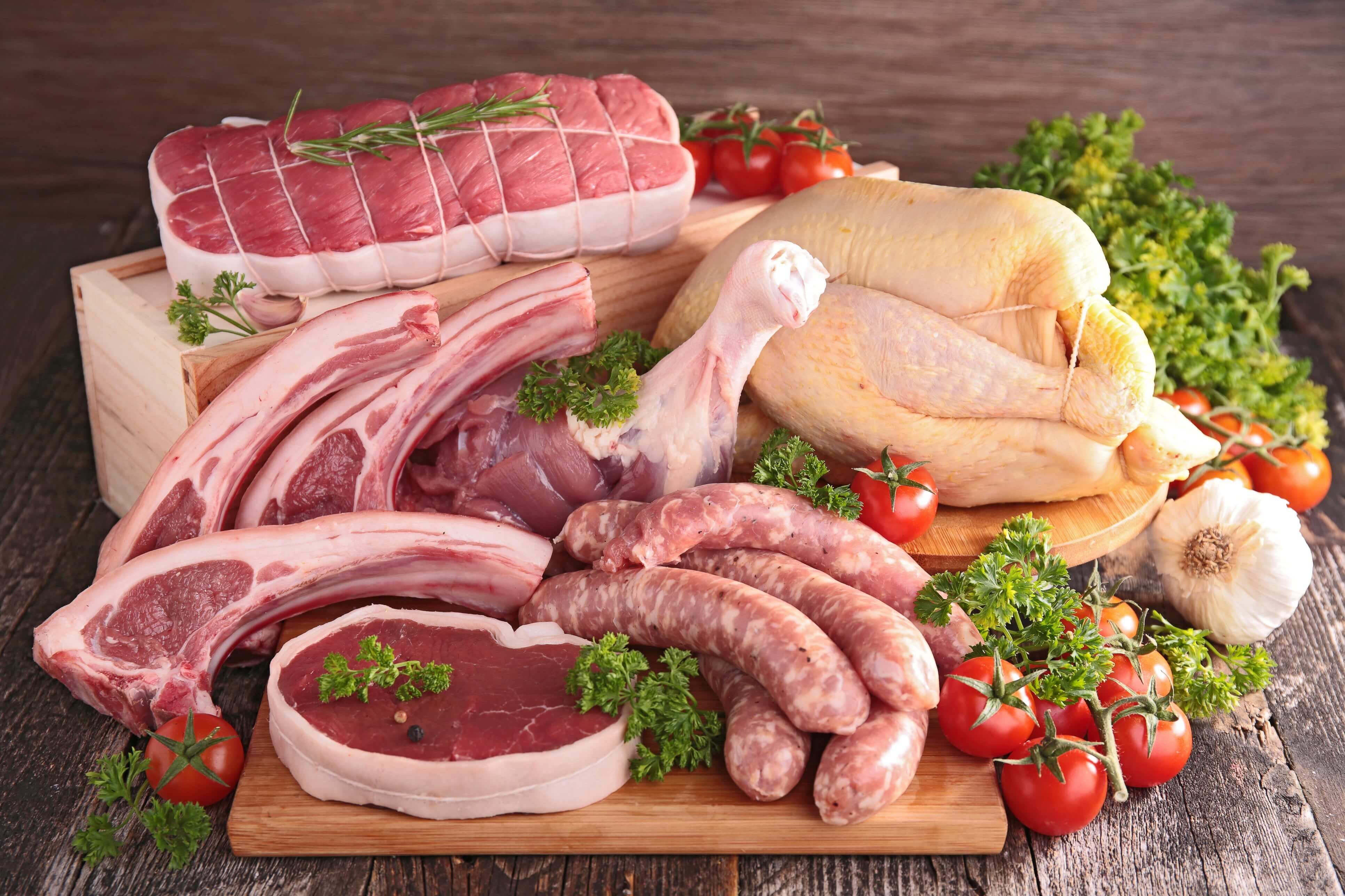 Сало курам можно. Мясо. Свежее мясо. Мясная продукция. Мясо и мясные продукты.